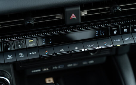 Toyota Land Cruiser Prado, 2024 год, 10 650 000 рублей, 29 фотография