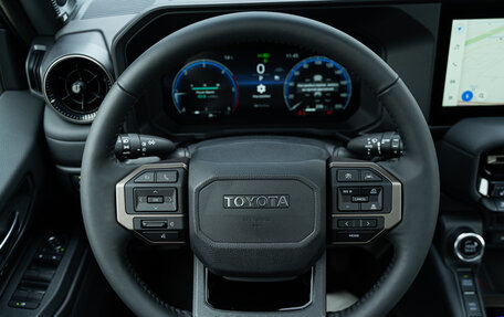 Toyota Land Cruiser Prado, 2024 год, 10 650 000 рублей, 35 фотография