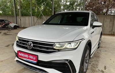 Volkswagen Tiguan II, 2021 год, 3 350 000 рублей, 1 фотография