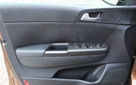 KIA Sportage IV рестайлинг, 2016 год, 1 990 000 рублей, 13 фотография