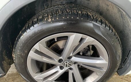 Volkswagen Tiguan II, 2021 год, 3 350 000 рублей, 14 фотография