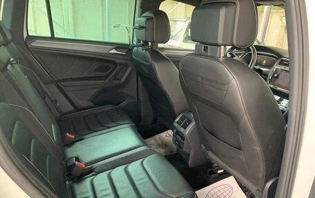 Volkswagen Tiguan II, 2021 год, 3 350 000 рублей, 13 фотография