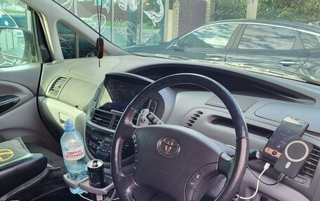 Toyota Estima III рестайлинг -2, 2002 год, 1 200 000 рублей, 5 фотография