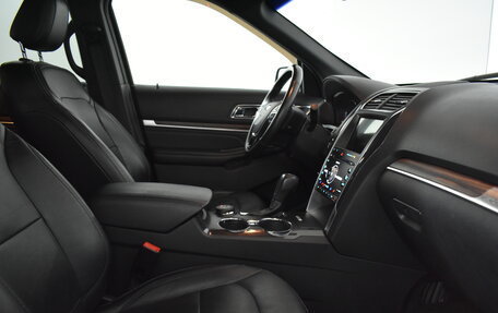 Ford Explorer VI, 2018 год, 2 129 000 рублей, 11 фотография