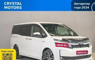 Toyota Voxy III, 2015 год, 1 799 000 рублей, 1 фотография