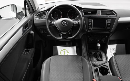 Volkswagen Tiguan II, 2019 год, 2 445 000 рублей, 11 фотография