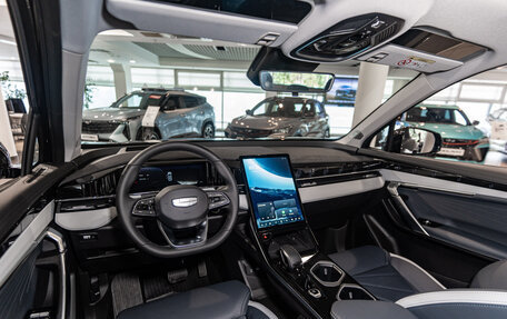 Geely Atlas, 2024 год, 8 фотография