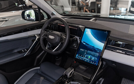 Geely Atlas, 2024 год, 11 фотография