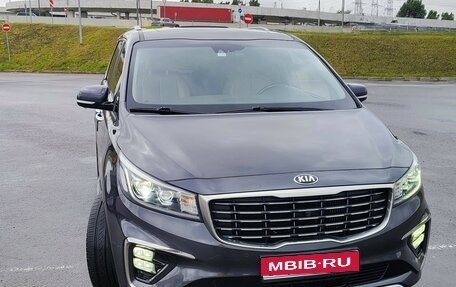 KIA Carnival III, 2019 год, 3 450 000 рублей, 1 фотография