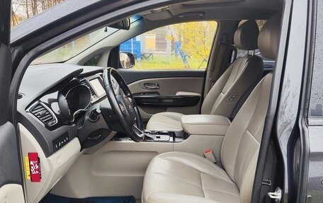 KIA Carnival III, 2019 год, 3 450 000 рублей, 9 фотография