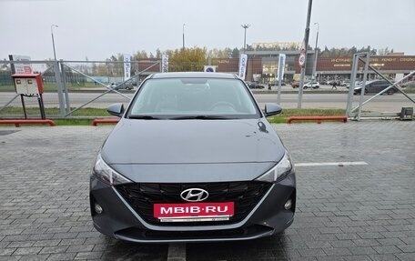 Hyundai Solaris II рестайлинг, 2021 год, 1 600 000 рублей, 1 фотография