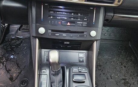 Lexus IS III, 2013 год, 2 400 000 рублей, 35 фотография