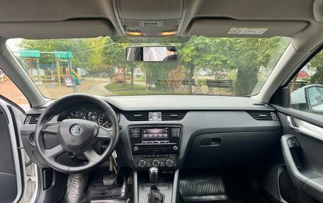Skoda Octavia, 2017 год, 800 000 рублей, 9 фотография
