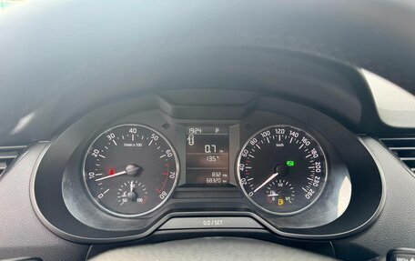 Skoda Octavia, 2017 год, 800 000 рублей, 10 фотография