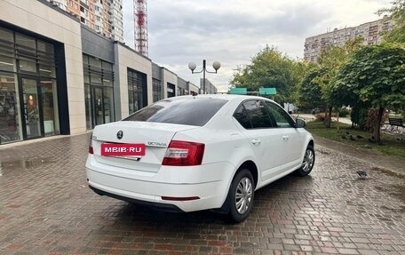 Skoda Octavia, 2017 год, 800 000 рублей, 5 фотография