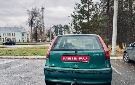 Fiat Punto III Punto Evo рестайлинг, 1998 год, 65 000 рублей, 5 фотография