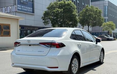 Toyota Corolla, 2021 год, 1 350 000 рублей, 4 фотография