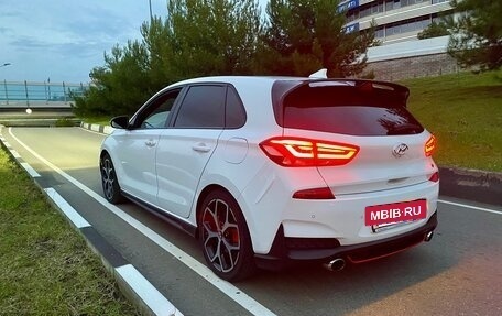 Hyundai i30 N, 2019 год, 1 800 000 рублей, 10 фотография