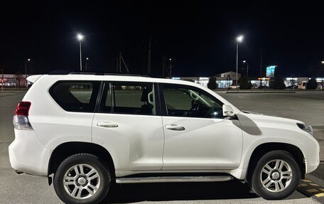 Toyota Land Cruiser Prado 150 рестайлинг 2, 2010 год, 2 800 000 рублей, 7 фотография