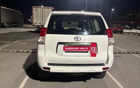 Toyota Land Cruiser Prado 150 рестайлинг 2, 2010 год, 2 800 000 рублей, 5 фотография