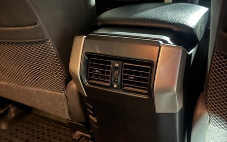 Toyota Land Cruiser Prado 150 рестайлинг 2, 2010 год, 2 800 000 рублей, 16 фотография