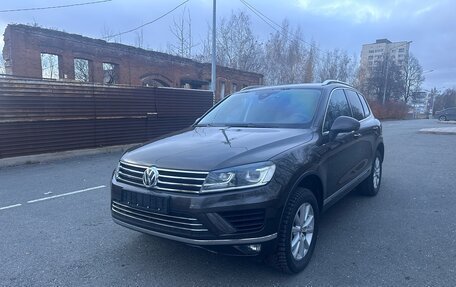 Volkswagen Touareg III, 2015 год, 2 850 000 рублей, 1 фотография