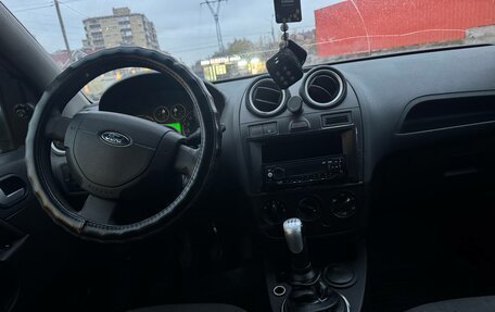Ford Fiesta, 2006 год, 230 000 рублей, 7 фотография