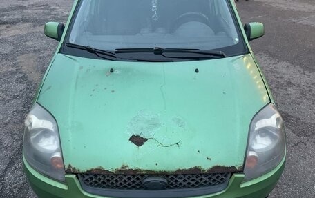 Ford Fiesta, 2006 год, 230 000 рублей, 2 фотография
