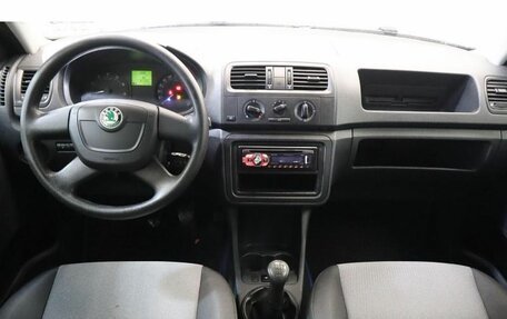 Skoda Fabia II, 2011 год, 490 000 рублей, 9 фотография