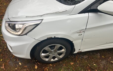 Hyundai Solaris II рестайлинг, 2013 год, 490 000 рублей, 3 фотография