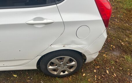 Hyundai Solaris II рестайлинг, 2013 год, 490 000 рублей, 5 фотография