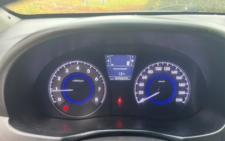 Hyundai Solaris II рестайлинг, 2013 год, 490 000 рублей, 15 фотография