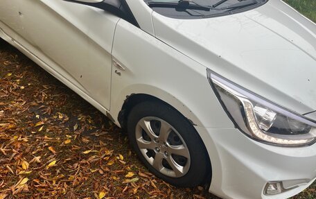 Hyundai Solaris II рестайлинг, 2013 год, 490 000 рублей, 12 фотография