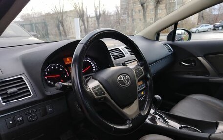 Toyota Avensis III рестайлинг, 2012 год, 1 450 000 рублей, 12 фотография