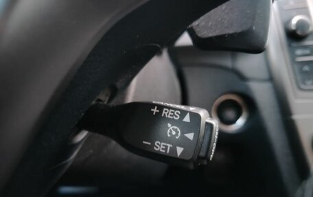 Toyota Avensis III рестайлинг, 2012 год, 1 450 000 рублей, 25 фотография