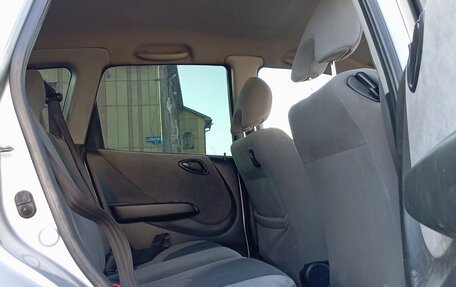 Honda Fit III, 2005 год, 420 000 рублей, 9 фотография