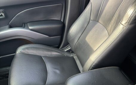 Mitsubishi Outlander III рестайлинг 3, 2007 год, 1 270 000 рублей, 4 фотография