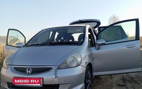 Honda Fit III, 2005 год, 420 000 рублей, 6 фотография