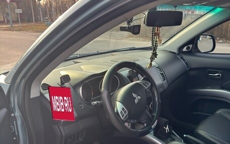 Mitsubishi Outlander III рестайлинг 3, 2007 год, 1 270 000 рублей, 3 фотография