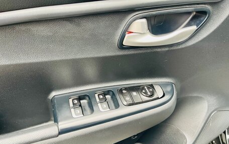 KIA Rio IV, 2018 год, 1 249 000 рублей, 16 фотография