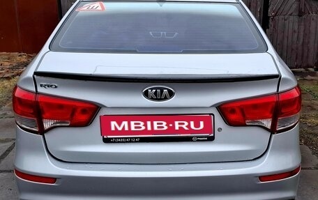 KIA Rio III рестайлинг, 2016 год, 830 000 рублей, 3 фотография
