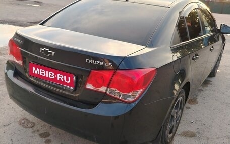 Chevrolet Cruze II, 2010 год, 635 000 рублей, 1 фотография