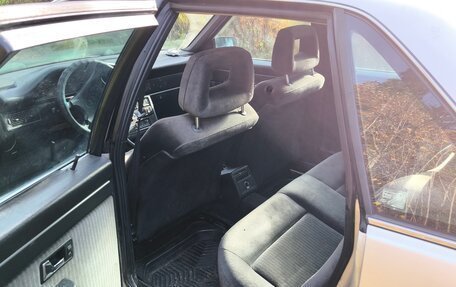 Audi 100, 1989 год, 200 000 рублей, 11 фотография