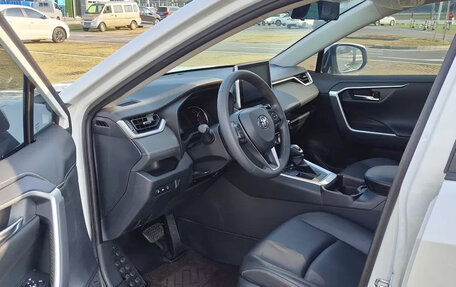 Toyota RAV4, 2022 год, 2 850 001 рублей, 17 фотография