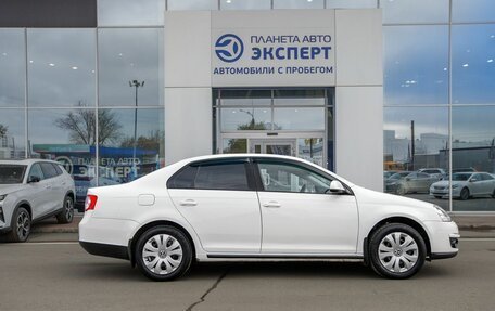 Volkswagen Jetta VI, 2010 год, 590 000 рублей, 4 фотография