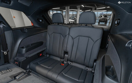 Audi Q7, 2024 год, 14 500 000 рублей, 15 фотография