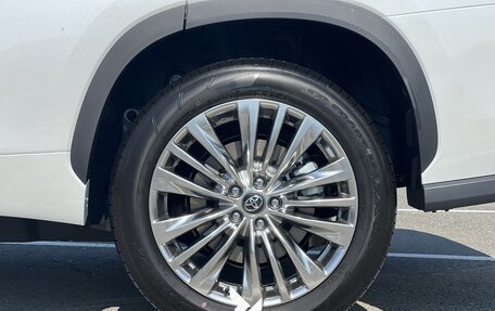 Toyota Highlander, 2025 год, 5 990 000 рублей, 13 фотография