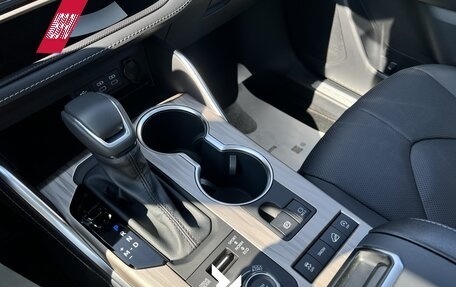 Toyota Highlander, 2025 год, 5 990 000 рублей, 20 фотография