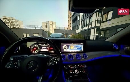 Mercedes-Benz E-Класс, 2017 год, 3 550 000 рублей, 6 фотография