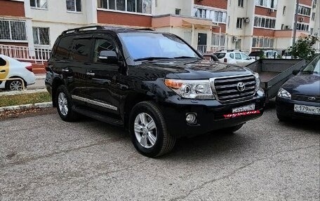 Toyota Land Cruiser 200, 2014 год, 3 800 000 рублей, 10 фотография
